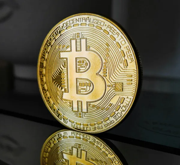 Krypto-Rallye: Koppelt sich Bitcoin vom Aktienmarkt ab?